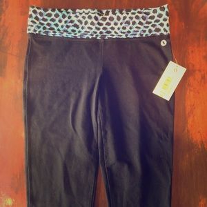 NWT girls crop leggings!